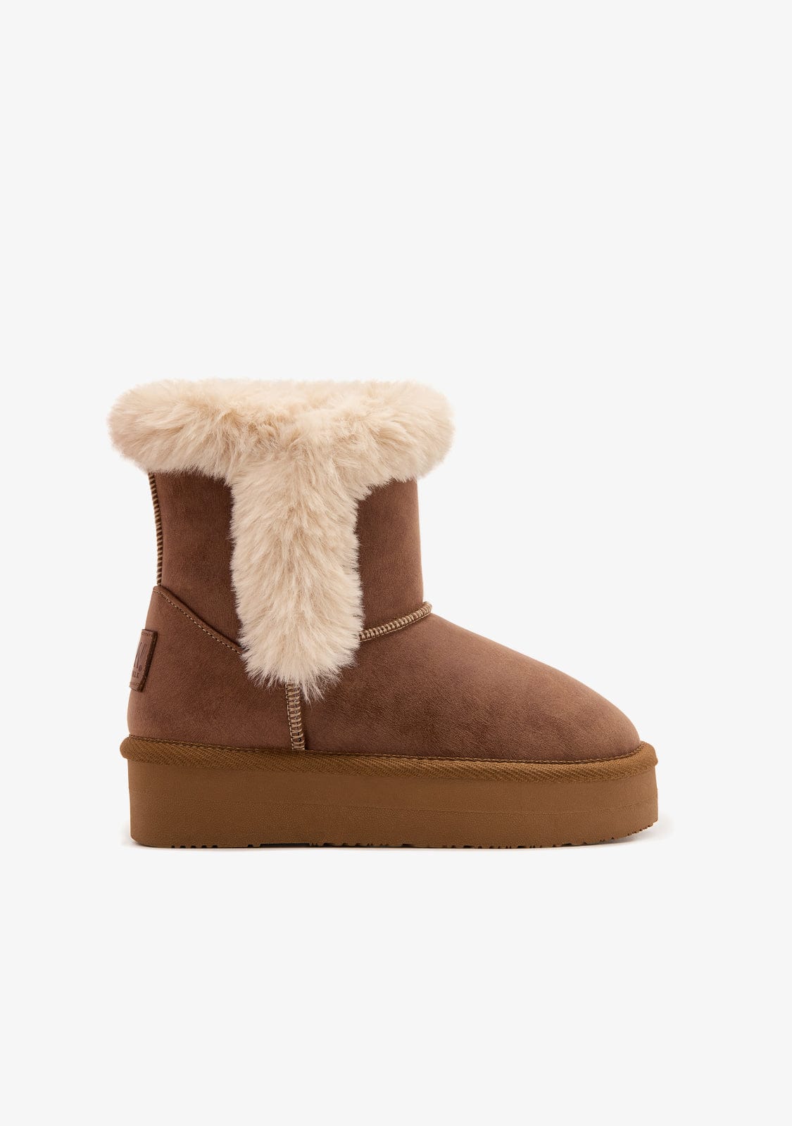 Tan Plush High Australian Boots B&W