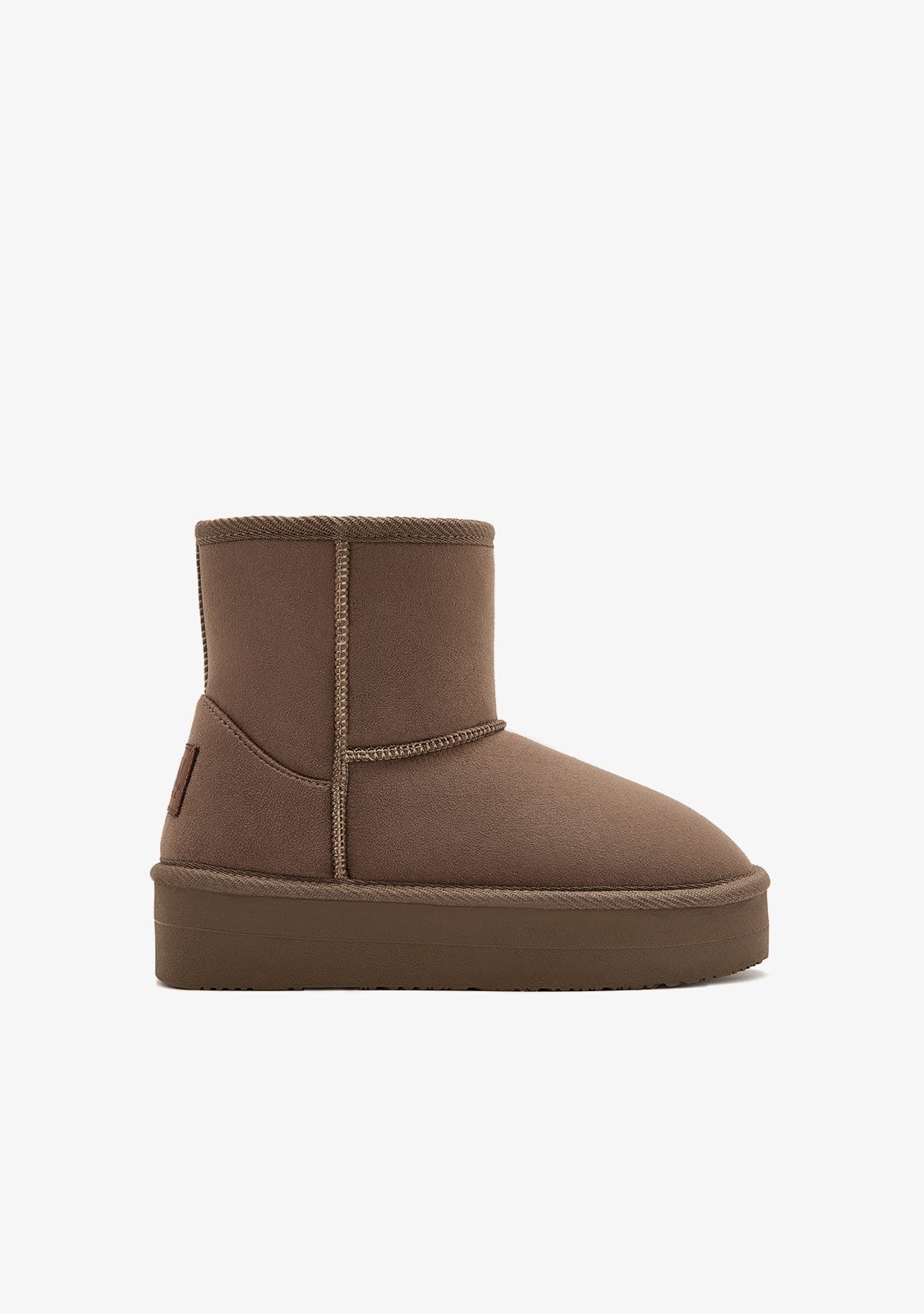 Taupe Australian Boots Water Repellent B&W