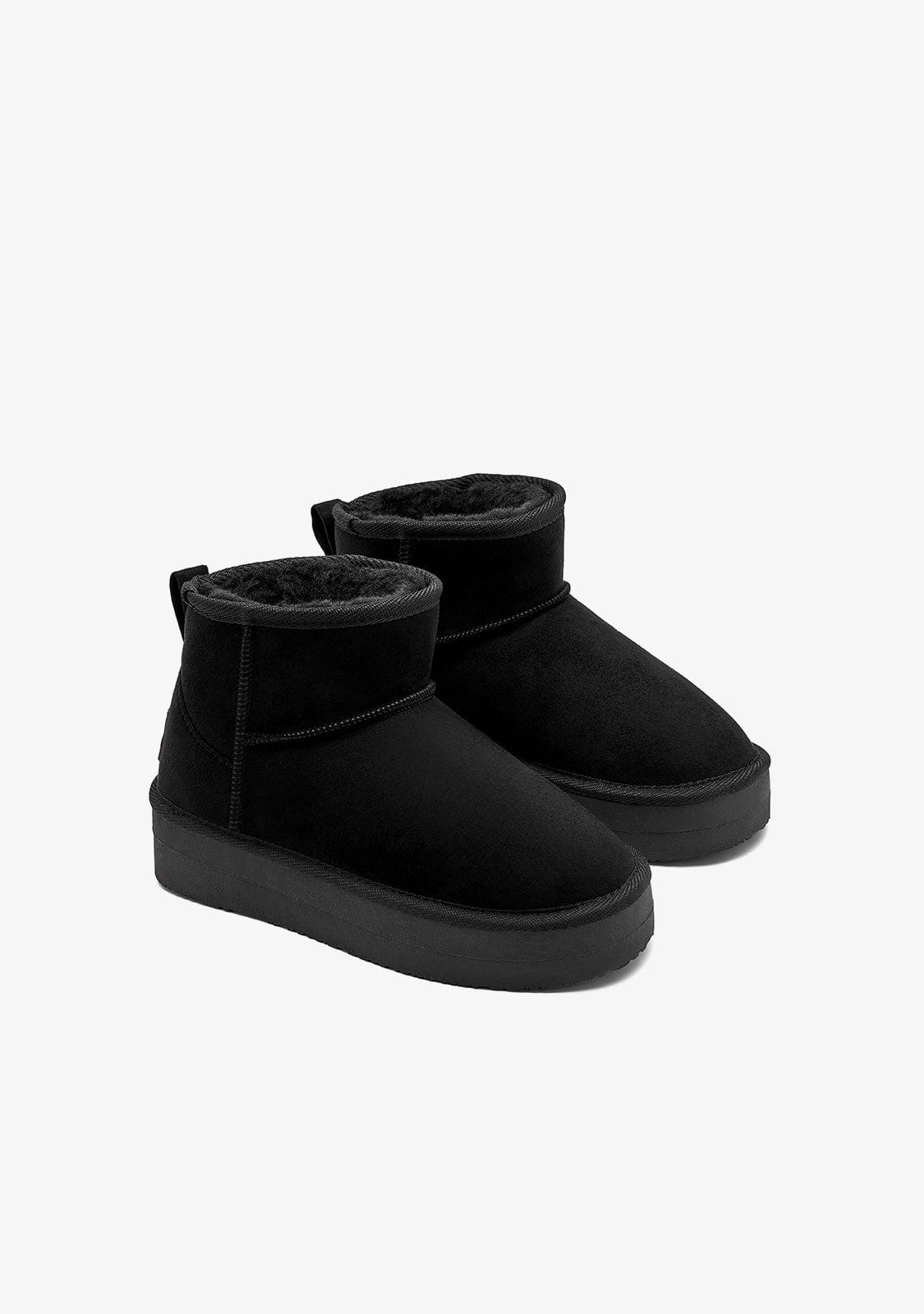 Black Low Australian Boots B&W - Image 2