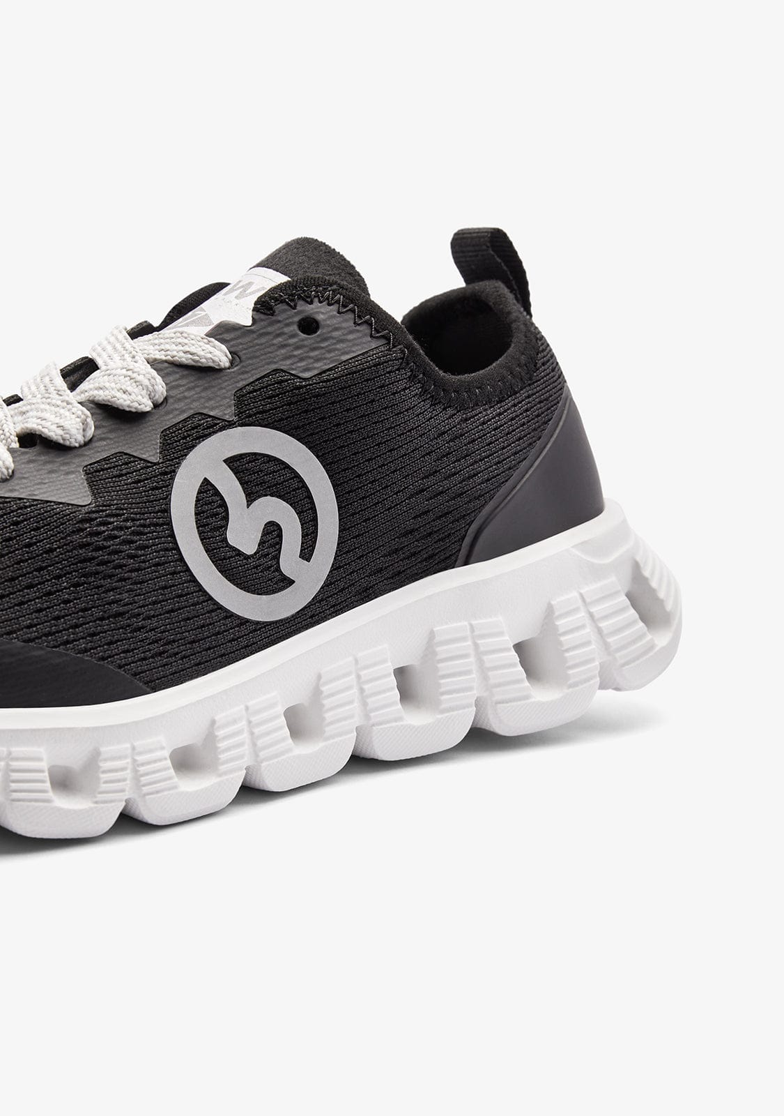 Black Mesh Sneakers - Image 3