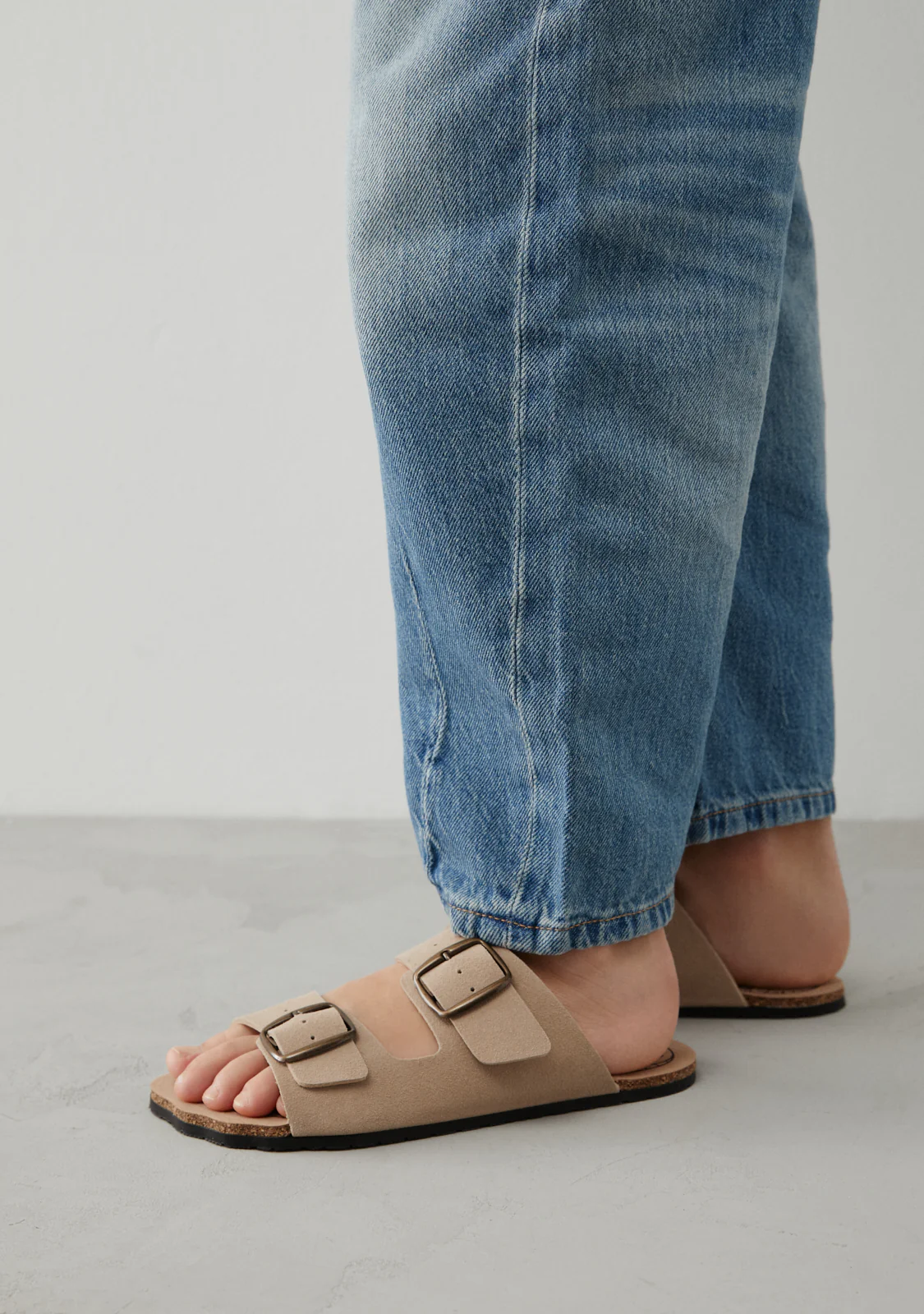 Sand Buckles Barefoot Goflex Sandals - Image 5