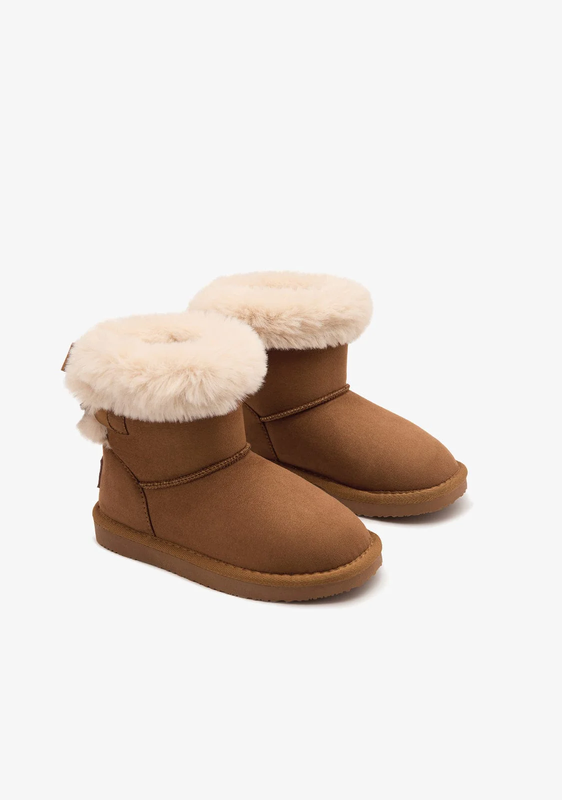 Tan Bow Fur Australian Boots Water Repellent B&W - Image 2
