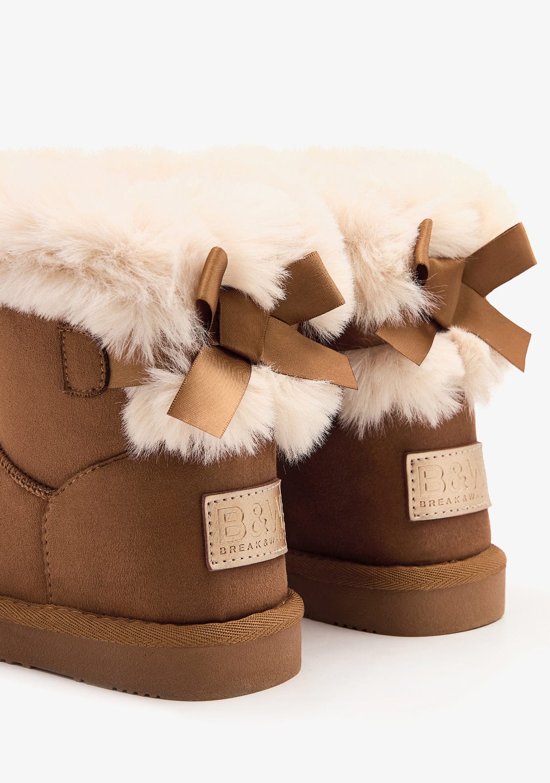 Tan Bow Fur Australian Boots Water Repellent B&W - Image 3