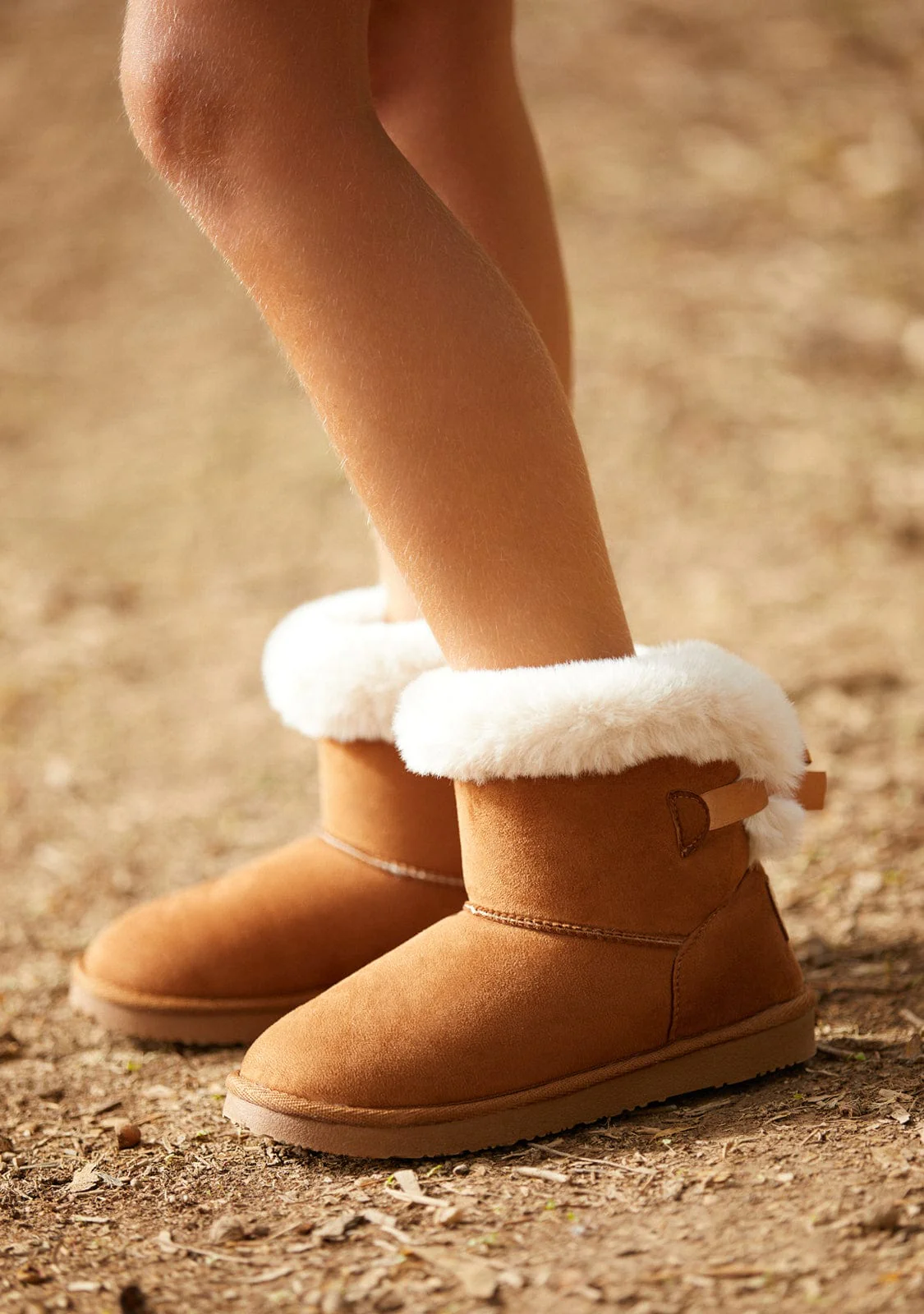 Tan Bow Fur Australian Boots Water Repellent B&W - Image 7