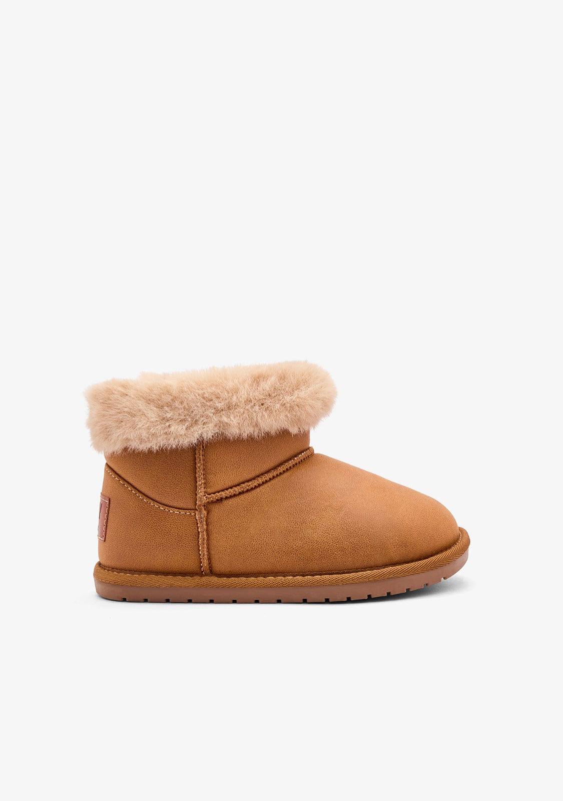 Tan Goflex Low Fur Australian Boot B&W