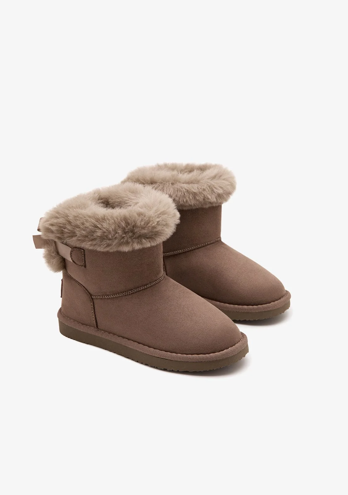 Taupe Bow Fur Australian Boots Water Repellent B&W - Image 2