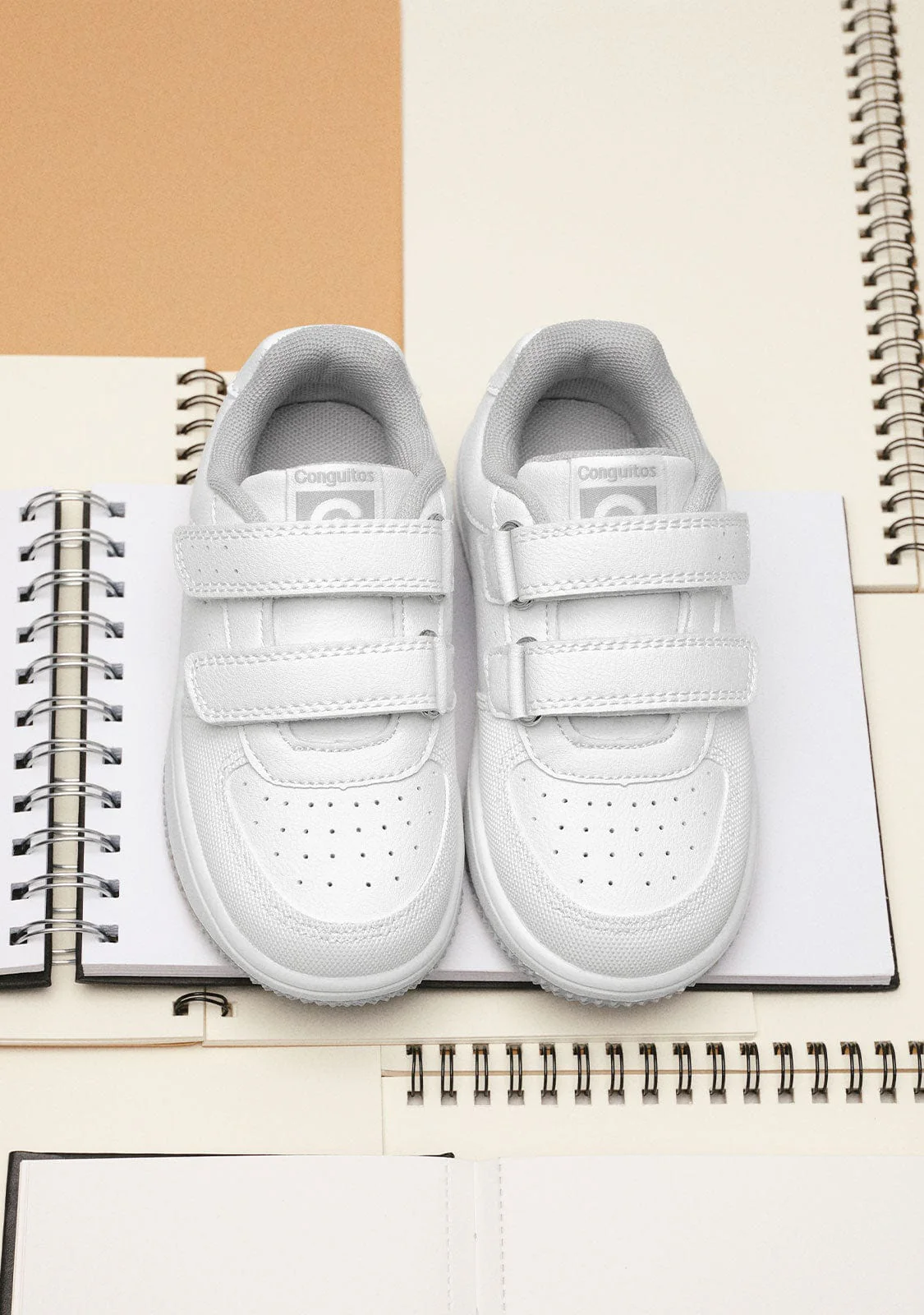 Unisex White / Grey Trainers - Image 5