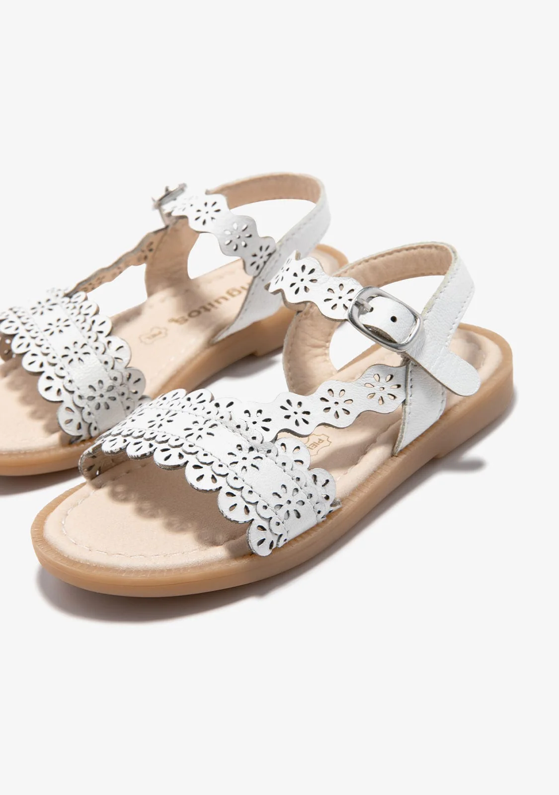 White Texture Sandals - Image 3
